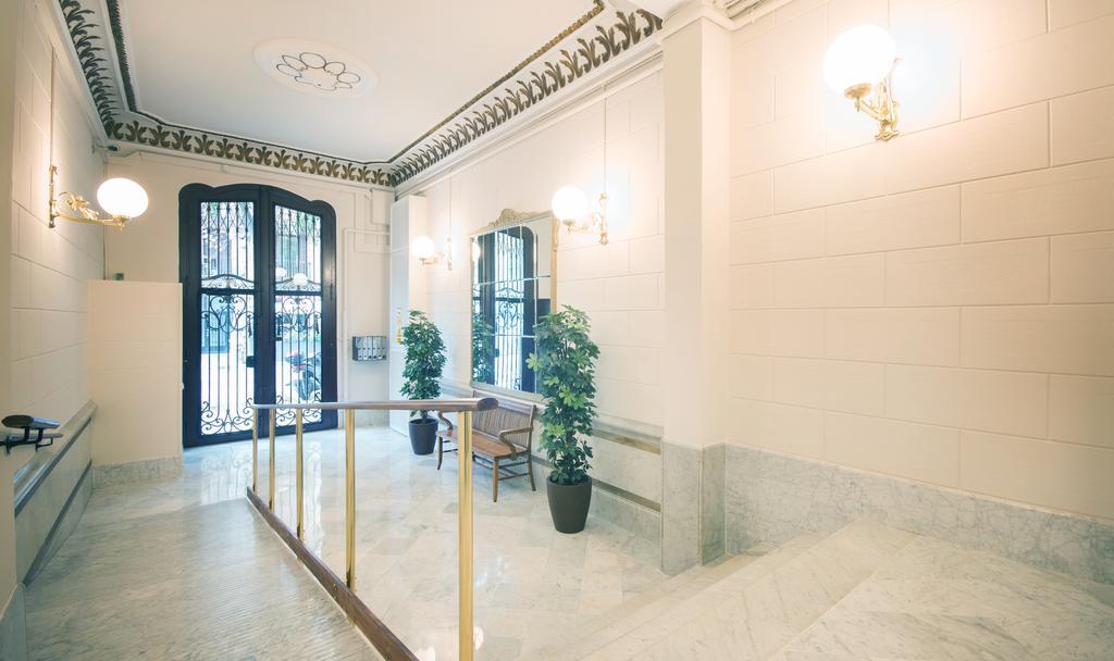 Anakena House Nocleg ze śniadaniem Barcelona